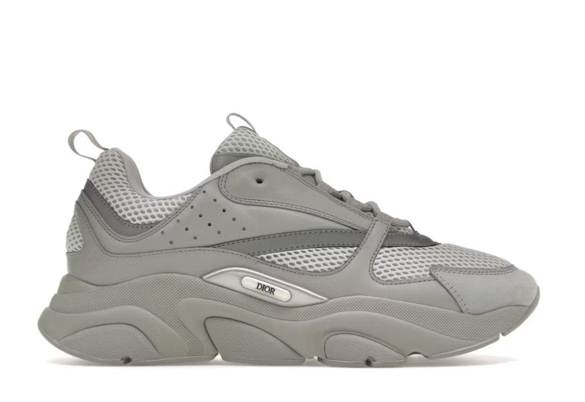 "B22" Sneaker