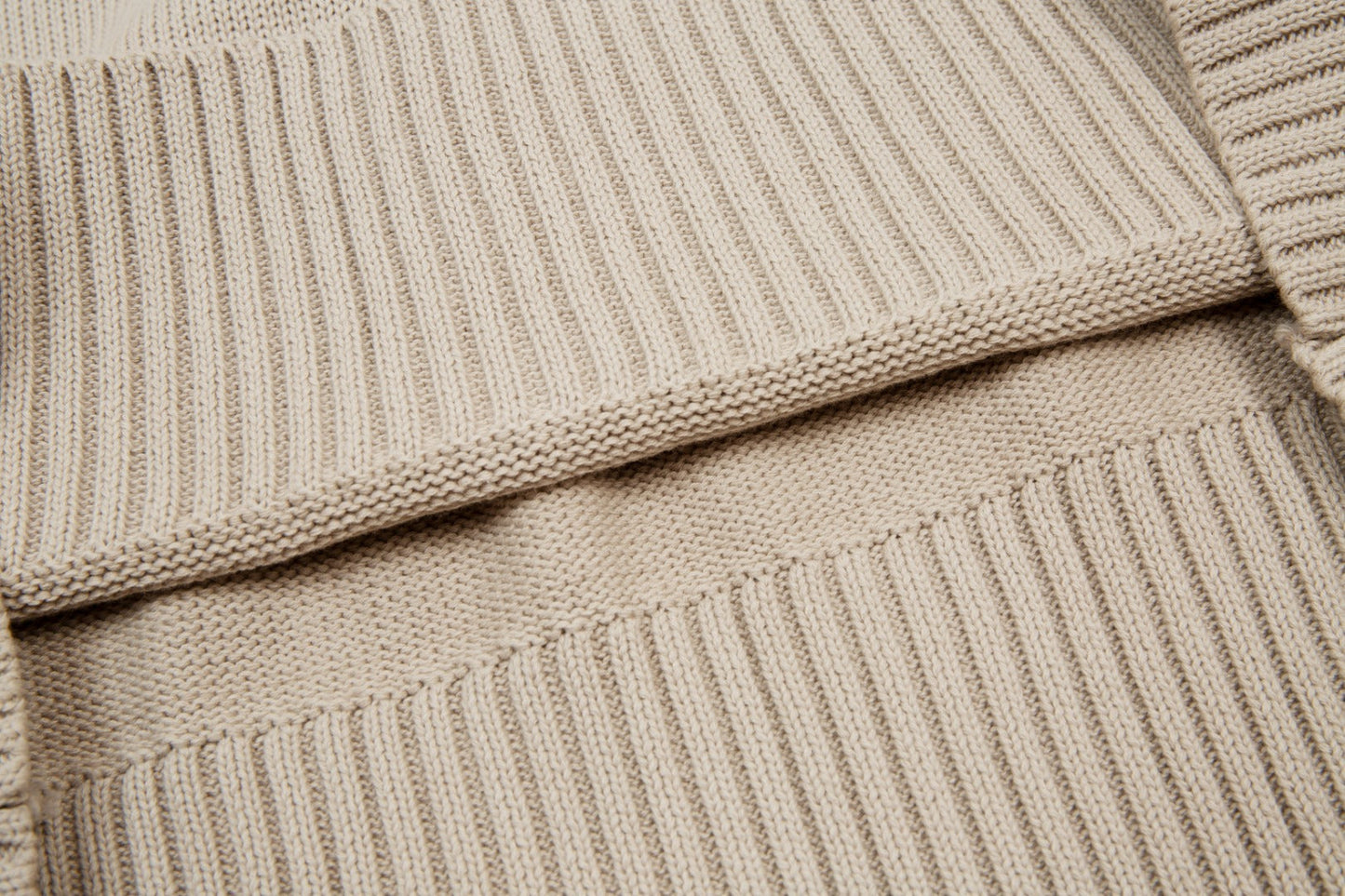"Heart" - Sweater